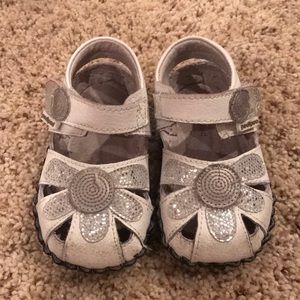 ☀️☀️White and Silver Pediped Sandals
